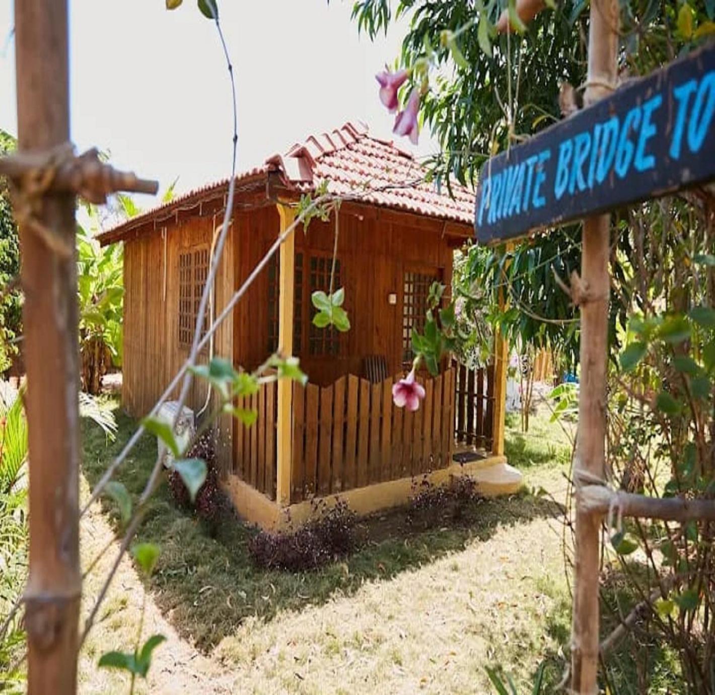 מנדרם Jamboree Creek Yoga מראה חיצוני תמונה